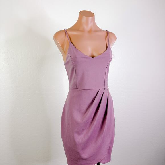 Lulus Forever Your Girl Tulip Hem Sleeveless Bodycon Mini Dress Mauve Pink M NWT - Picture 3 of 12